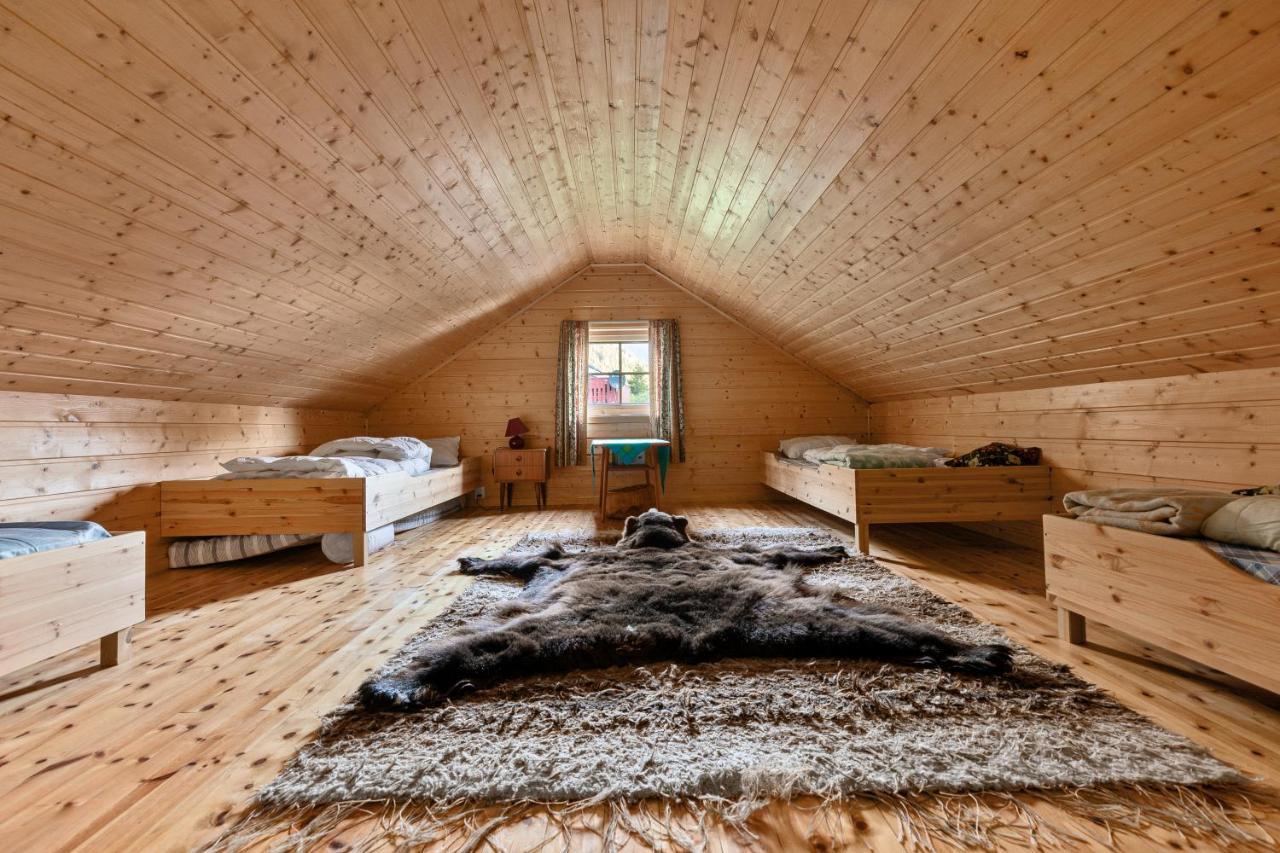 Cabin Alongside The Beautiful Fjaerlandsfjord Ngoại thất bức ảnh